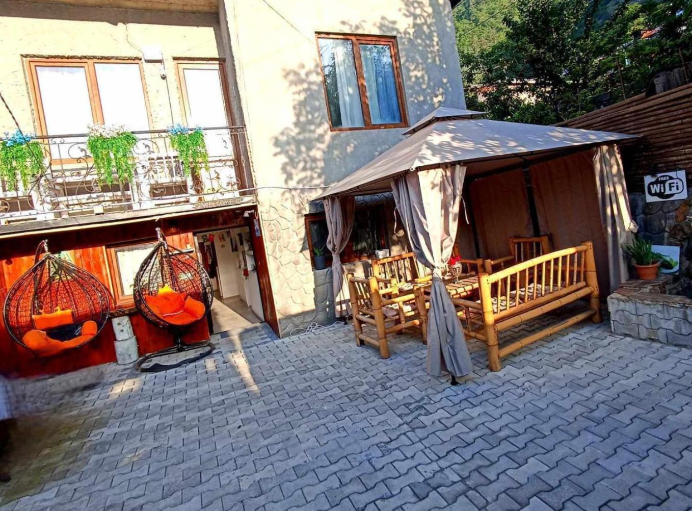 Happy Pandasn12 Hotel Borjomi Luaran gambar